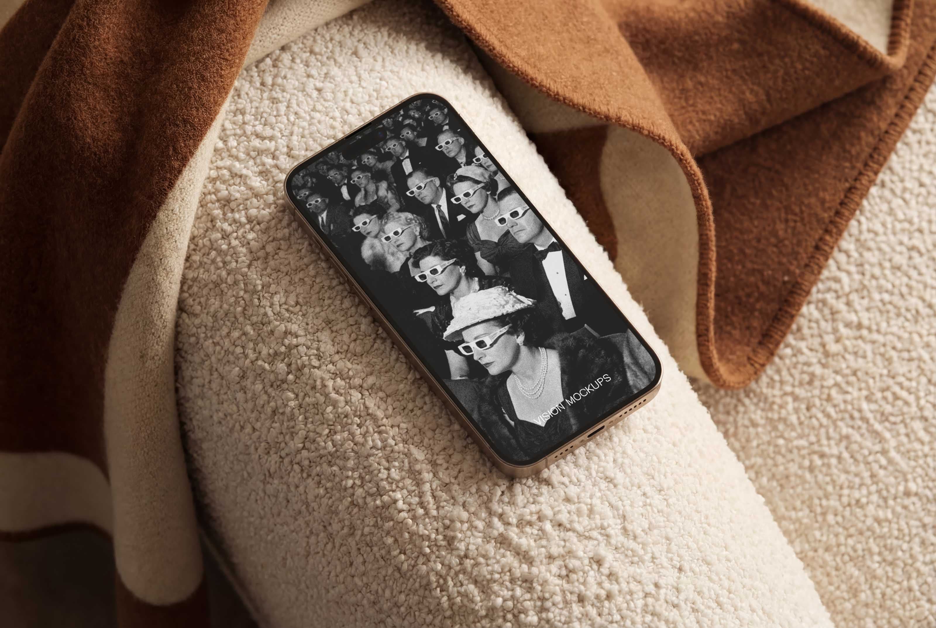 Vision L008 - Iphone Mockup - Image 1