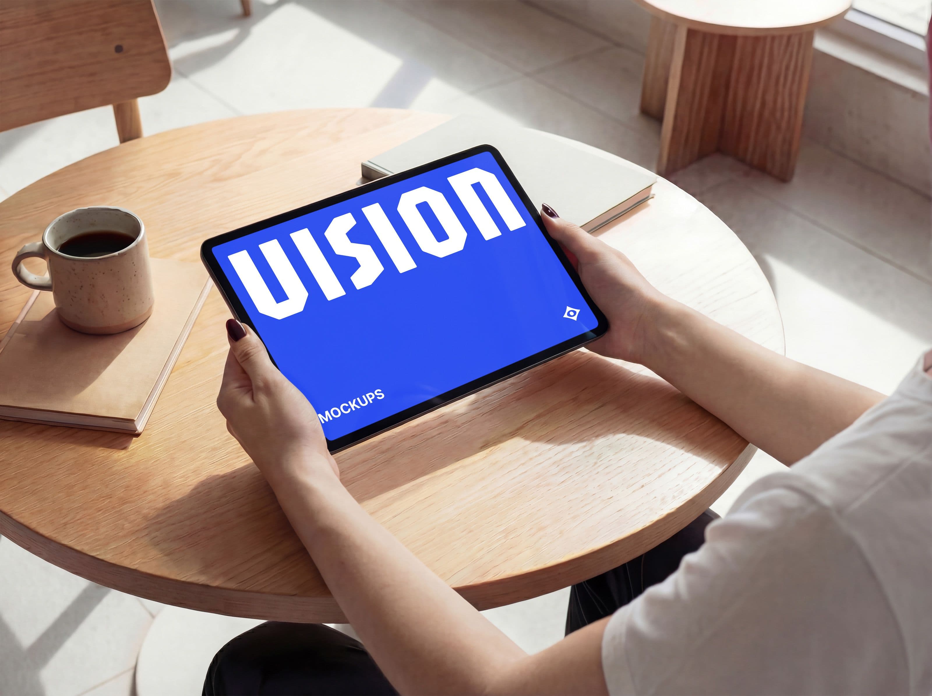 Vision L004 - Tablet Mockup - Image 2